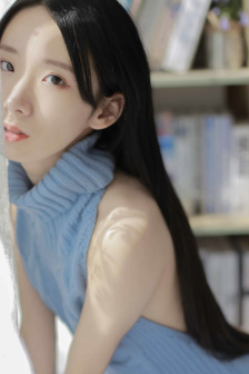 小婕子伦流澡到高潮H